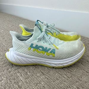 Hoka carbon x 3